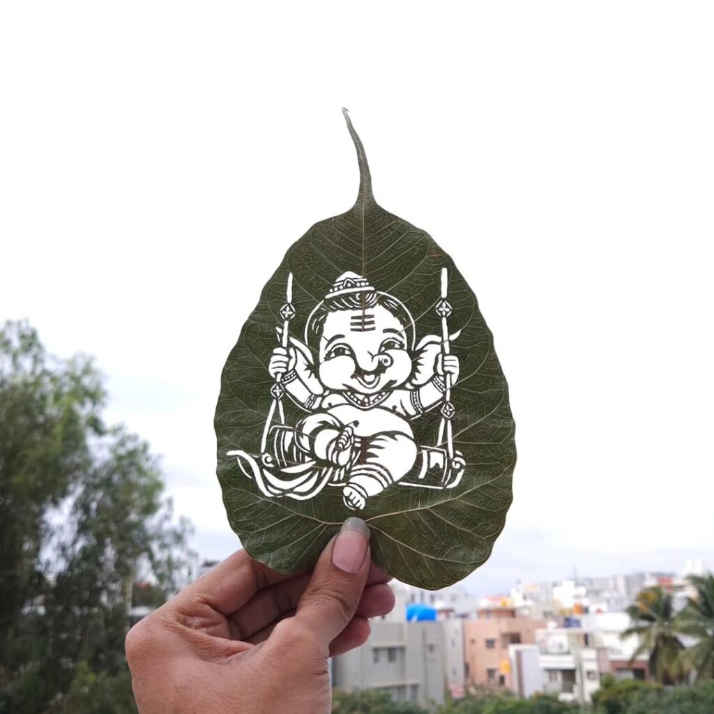 CUSTOM LEAF ART